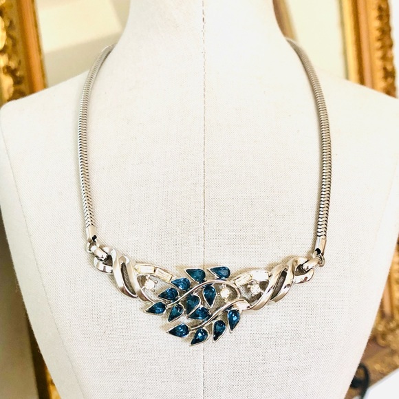 Vintage Crown Trifari RARE Alfred Rhinestone Necklace - Picture 4 of 17